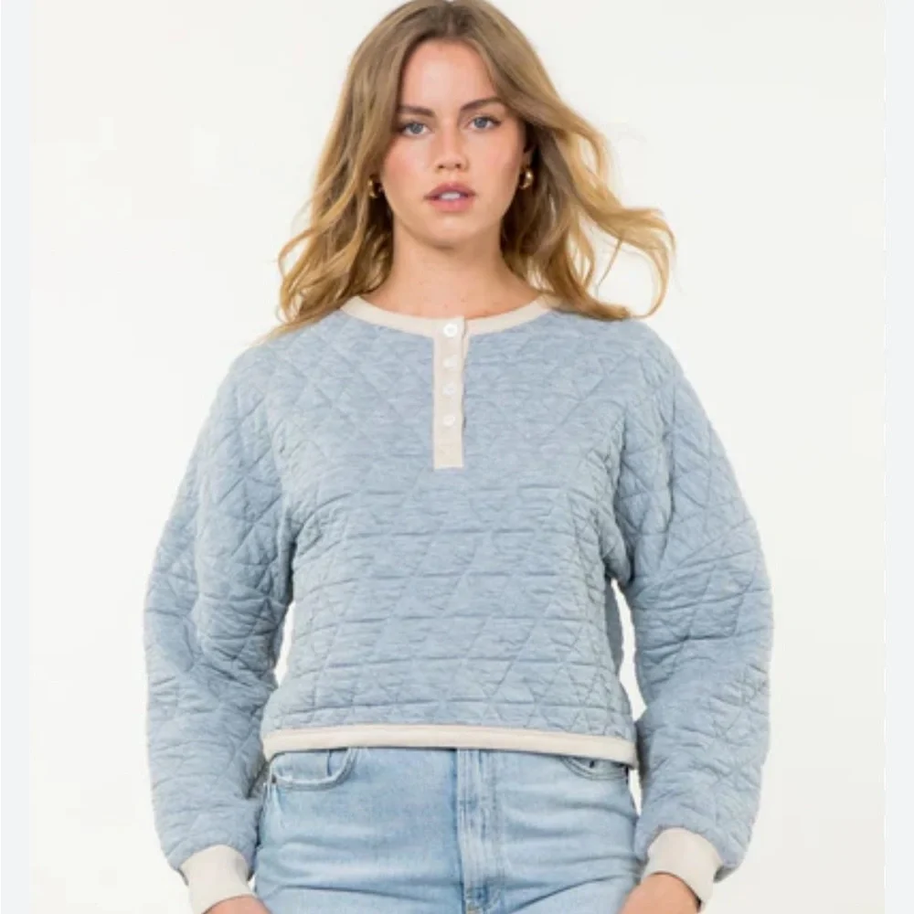 THML Light Grey Quilted Sweatshirt - Picture 3 of 9